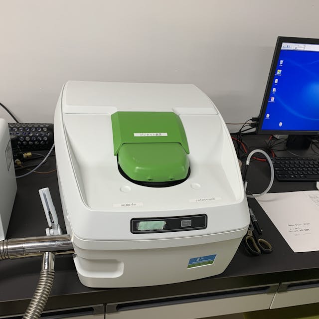 Differential scanning calorimeter DSC8000 (Perkin Elmer)