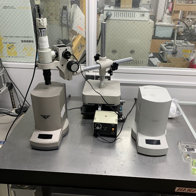 Scanning probe microscopes